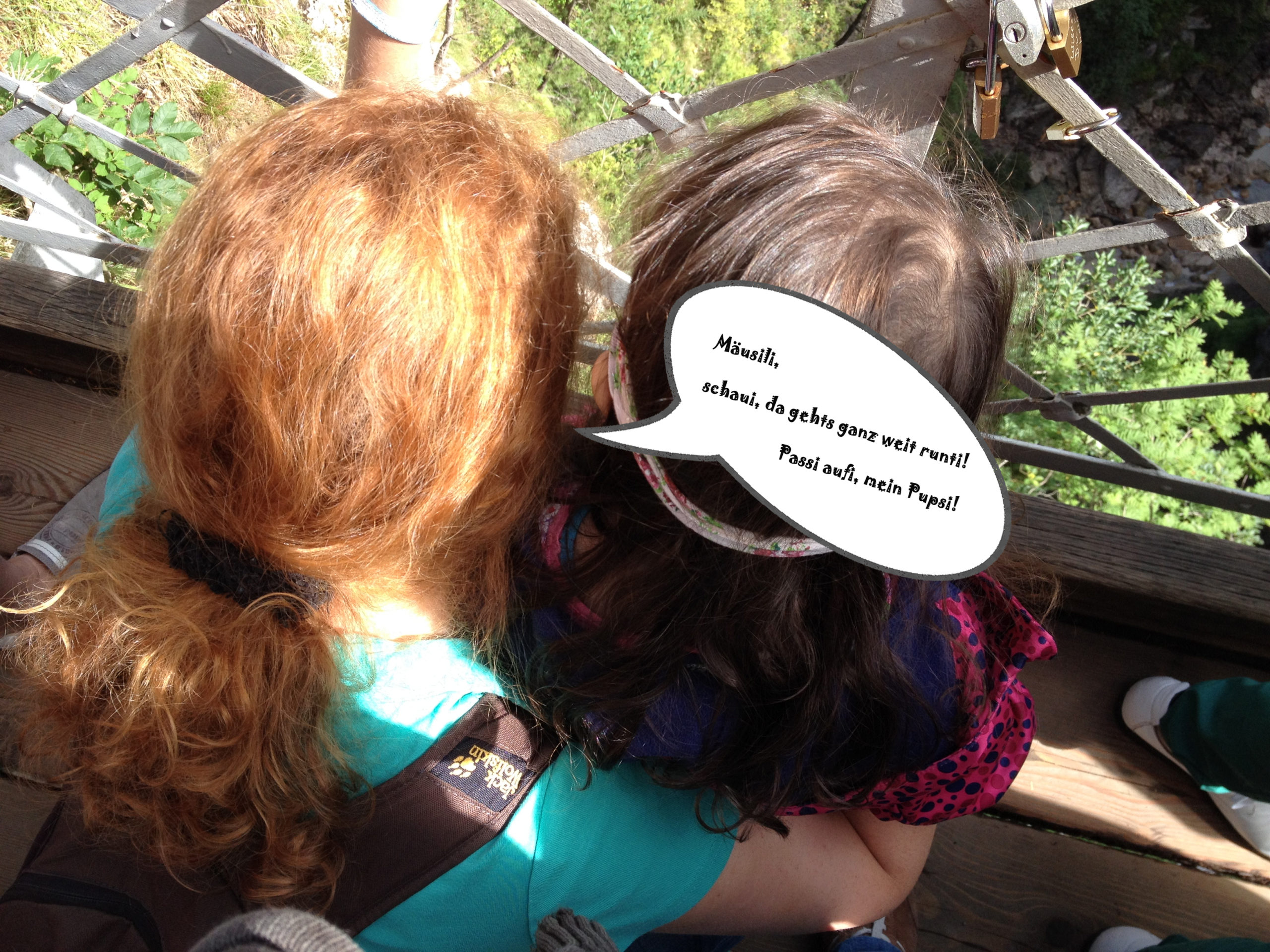 Mutter spricht in Babysprache